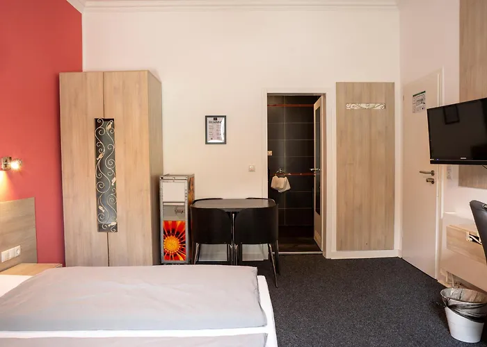 Honeybee Mosel Hotel